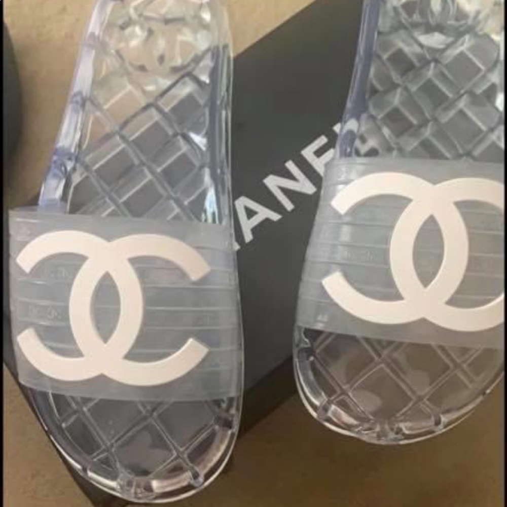 Chanel jellys